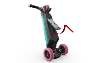 BERG Nexo Red Skater-Roller