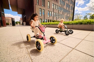 BERG Pedal-Gokart Buzzy Pink