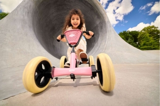 BERG Pedal-Gokart Buzzy Pink
